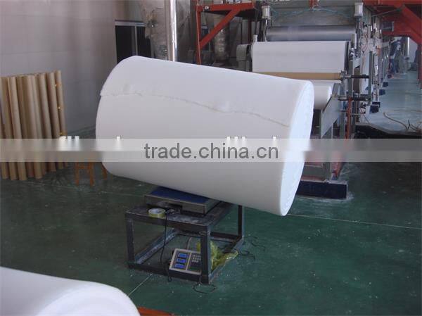 Nonwoven of sanitary napkin making machine