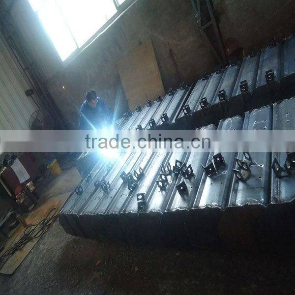 Carbon steel cement conveyor trough with no deformation