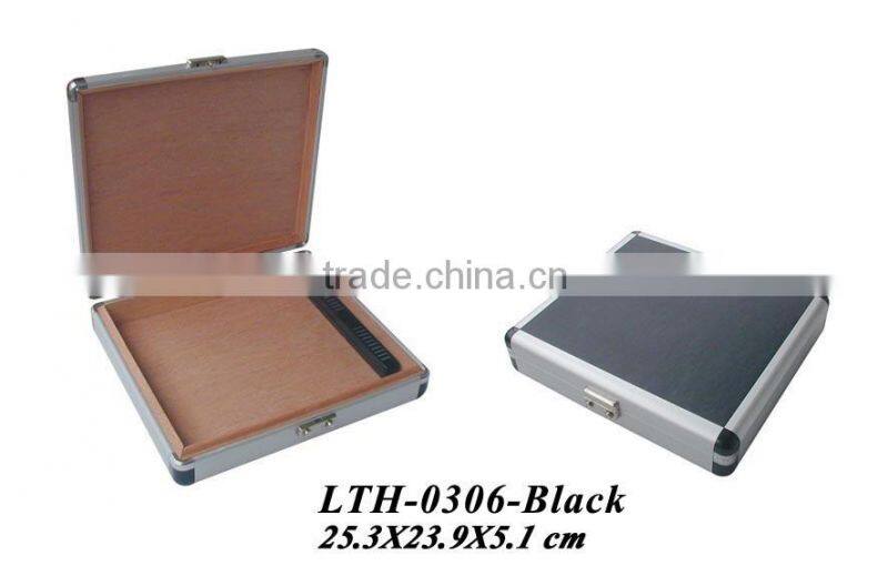 Aluminum case Spanish cedar cigar packing box