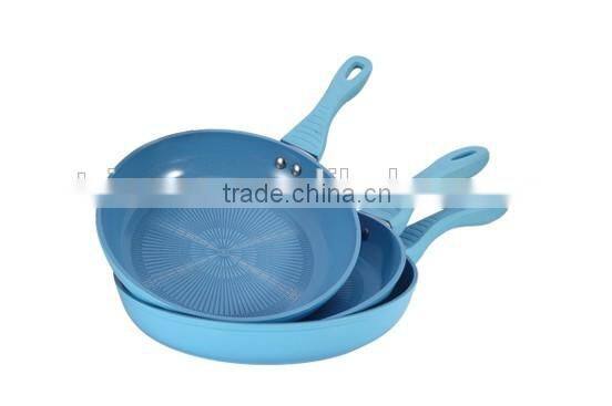 Colorful Aluminium non stick Cookware made in china