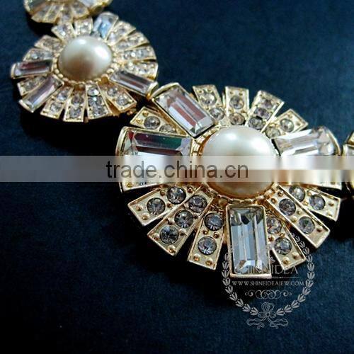 vintage antiqued gold white pearls cabochon chunky chic fashion choker statement women necklace 6320032