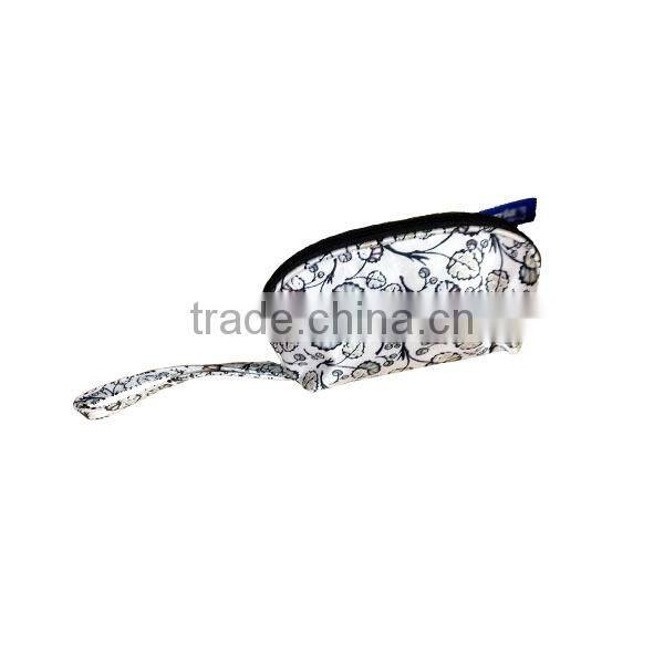 China portable women cosmetic bag