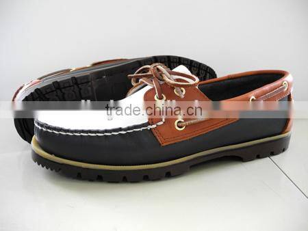 Handsewn Blucher Moccasin Construction deck shoes