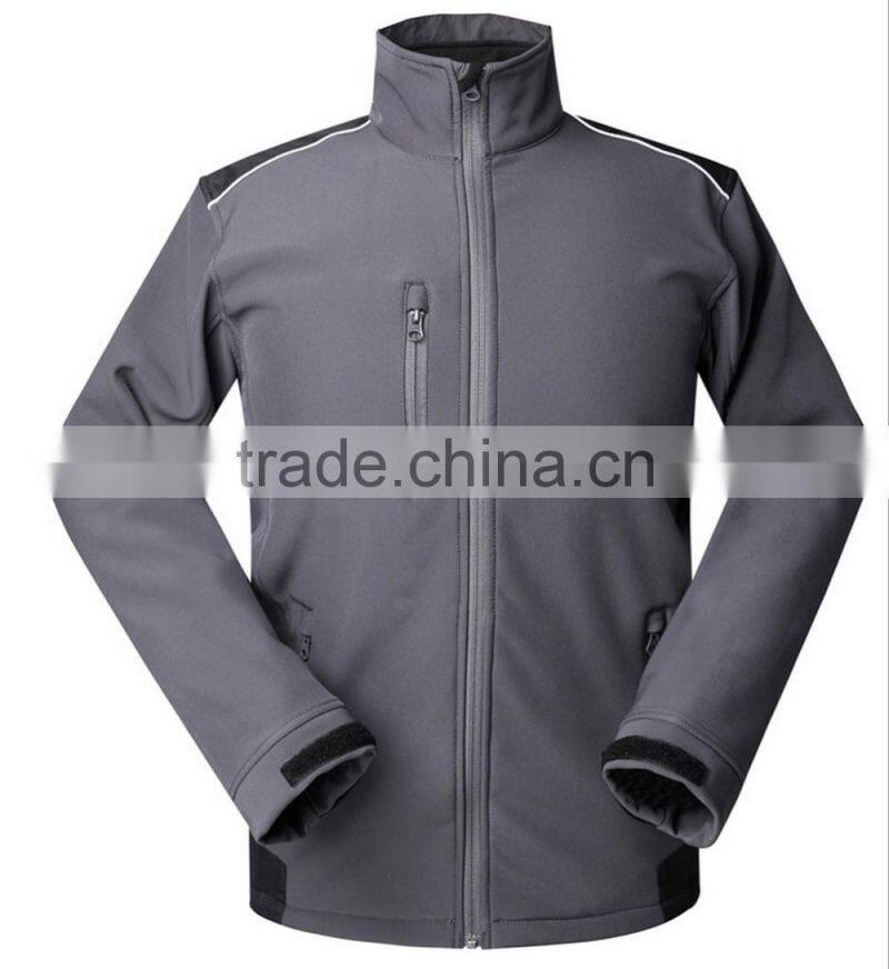 reverse zip waterproof wholesale softshell jacket with chest and side pocket