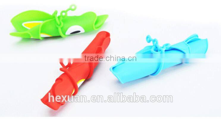 Eco-Friendly Cheap Custom Adult Blank Triangle Crochet Silicon Baby Bib