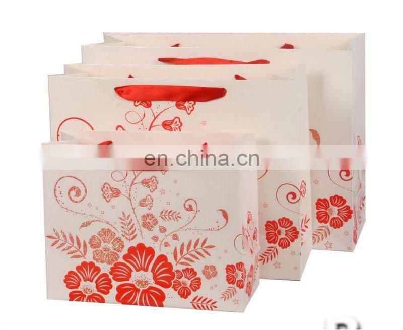 2012 New Fahion Design Paper Wedding sweet gift bag