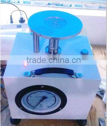 Oil pipeline leak detector pressure tester