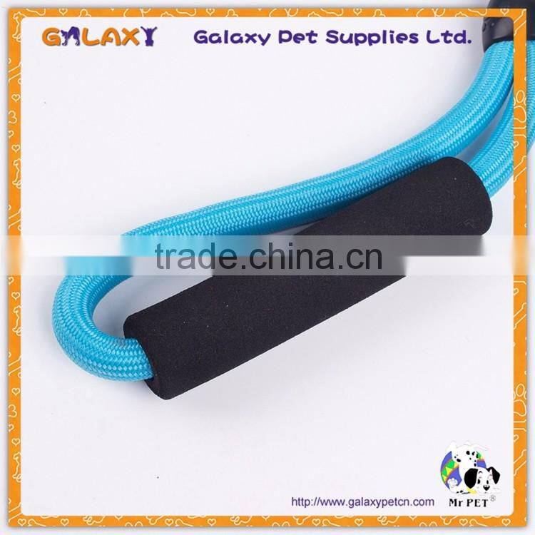 Custom nylon adjustable buckle dog collar and leash, sell well dog leash
