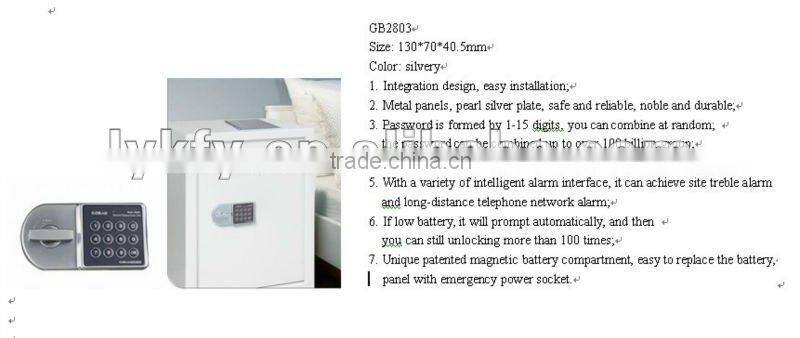 KFY-WR-02 Light Gray 3-Wide Metal Armoire