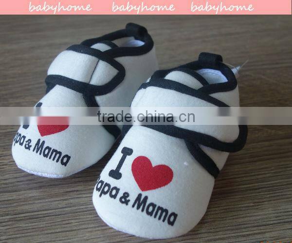 China manufacture 2014 newest baby prewalker shoes