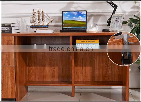 Three Drawers PB Computer Table