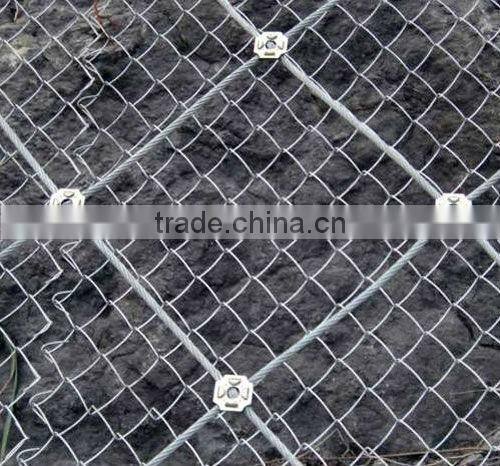Hot-dipped Galvanized wire rope mesh/SNS protective mesh