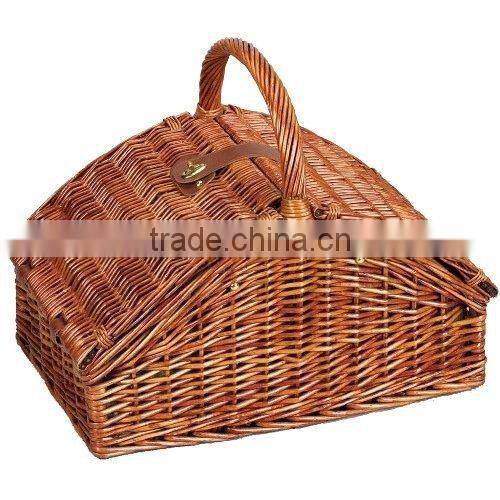 woven willow picnic basket square sahaped ,fully lined