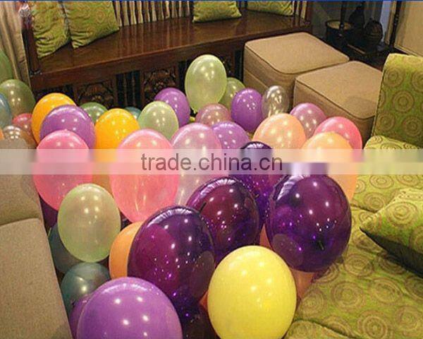 Customized Rubber Decorative Christmas Kid toys Emoji Balloon For Factory