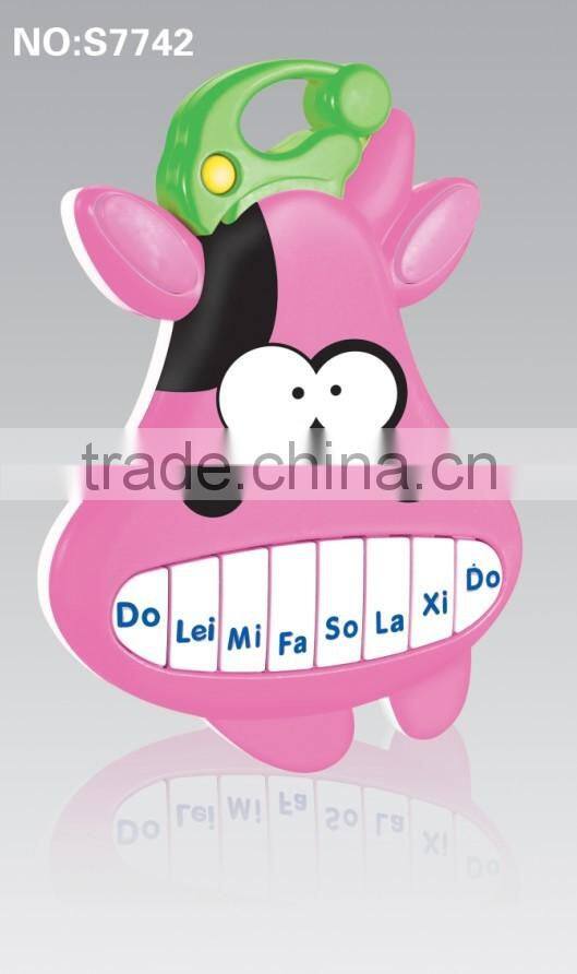 2015 hot sale electronic educational musical instrument lovely cow shape keyboard for kids/keyboard learning machine toys