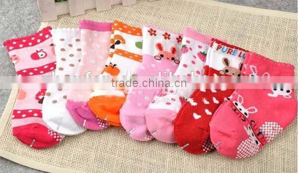 100%cotton cartoon anti-slip children socks