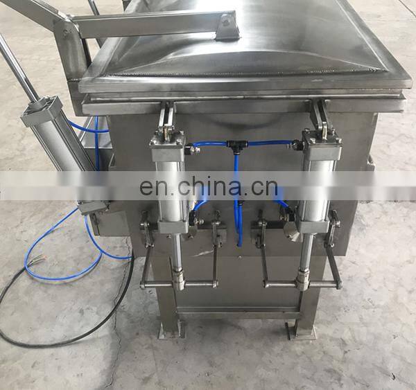 Double shaft automatic  chicken sausage vacuum food mixer machine