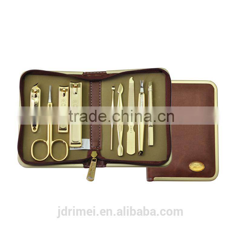 Indian Type Gloden Color Fabulous Design Manicure Set