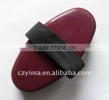 small plastic horse body brush