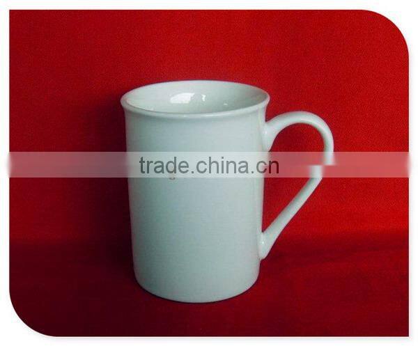 Hot selling novelty ceramic mug with spoon