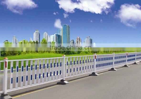 PVC coated and galvanized welded Wire Mesh Fence (HT-HLW-001)