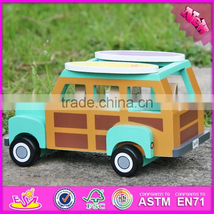 2017 New products funny dog and four people wooden car for kids W04A314