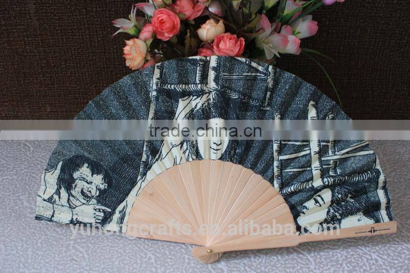 Environmental and cheap hand folding wood fan