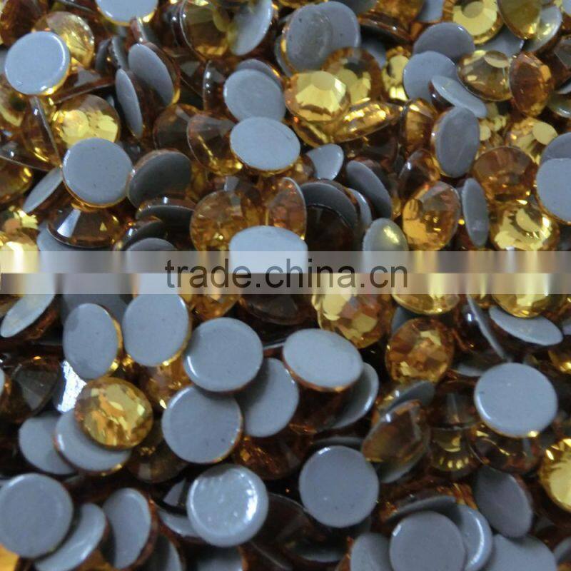 China factory wholesale decorative shiny leed free and multi size loose Decorative Ornament crystal dmc hotfix rhinestone