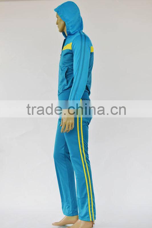 Female sports wear with mesh panel polytricot sets with hood