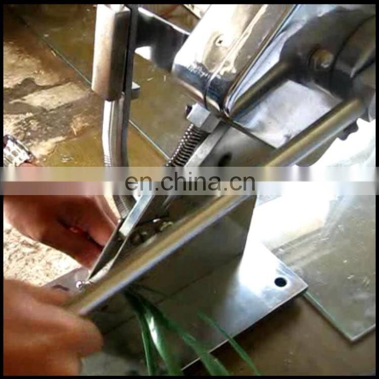 HOT SALE meat manual chicken sausage clipper for U shape clip bossin selling