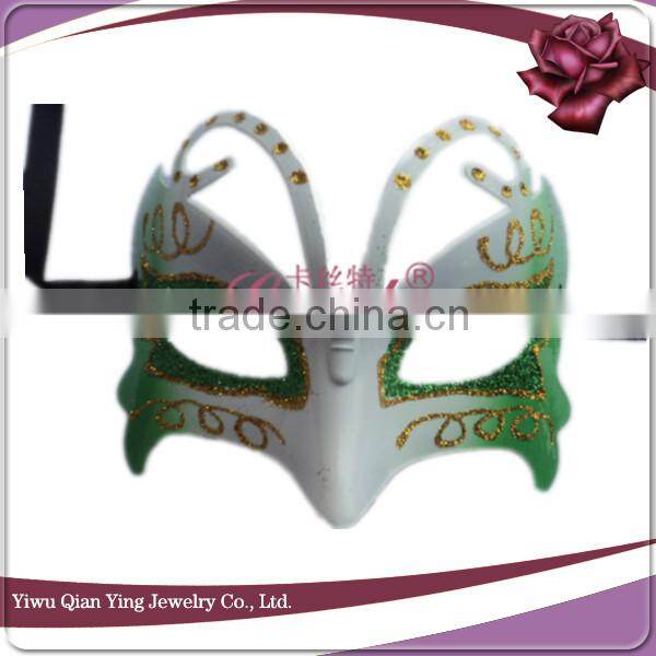 Make funny plastic venetian masquerade ball mask