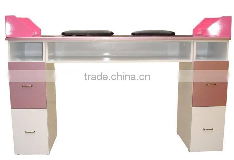 European pink double maincure table