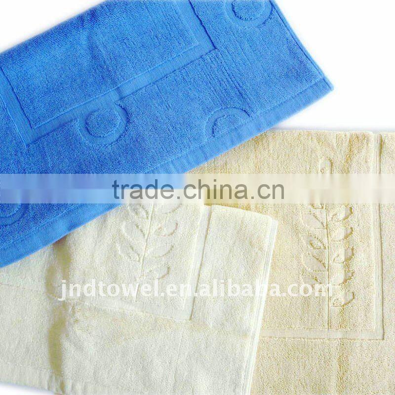 yarn dyed cotton jacquard towel with beautiful border