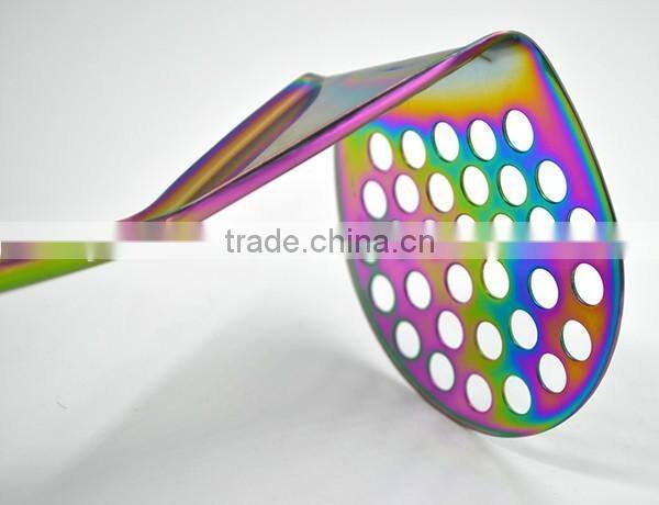 Lowest Price Non-stick TPR handle Titanize kitchen potato mud maker