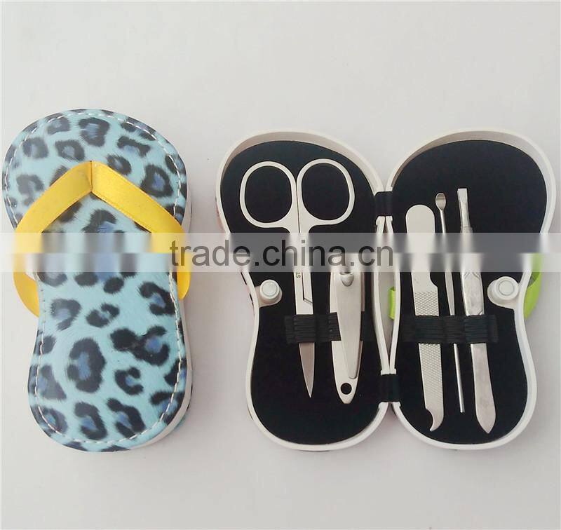 Manufacturer hot sale slipper girl manicure set