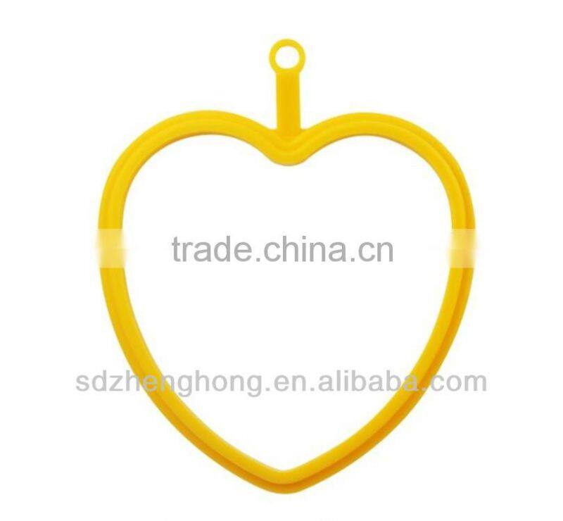 Nontoxic Healthy Food Grade Safe Heart Silicone Fried Egg Shapes