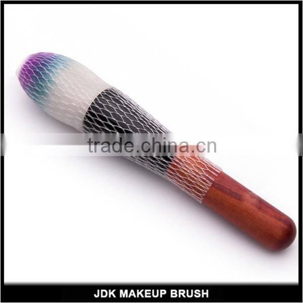 High Quality Blush Brush, Rainbow Color Pro Blushing Brush with Brush Guard