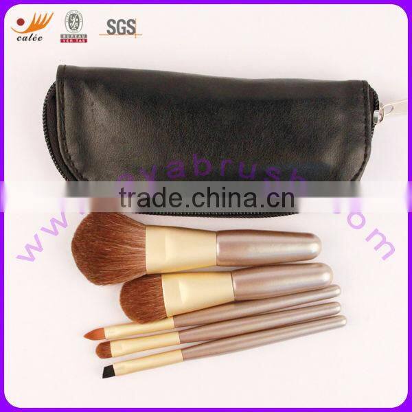 5pcs Gift cosmetic brush set with convenient zipper case