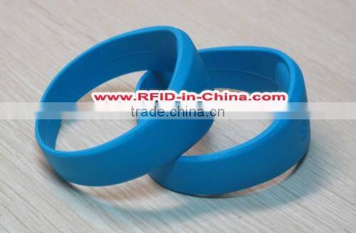 2015 Most Popular RFID Cheap Silicone Wristbands with High Frequency