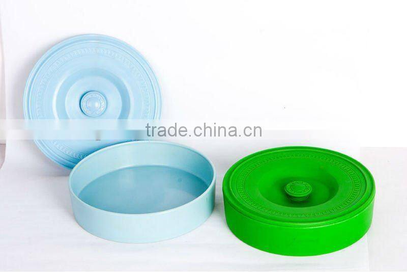Happy kitchen life from plastic salsa bowl