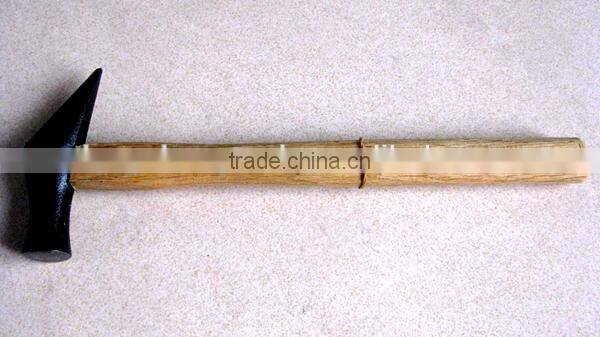 Best sharp tail hammer with wooden handle