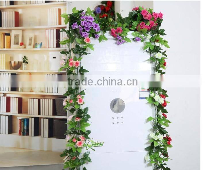 Artificial plastic flower garland for dec