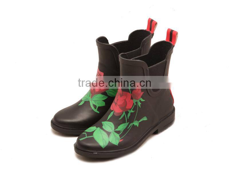 hotsale girls fashion stylish low height hand made natural rubber upper outsole printed chelsea style rain shoes water boots