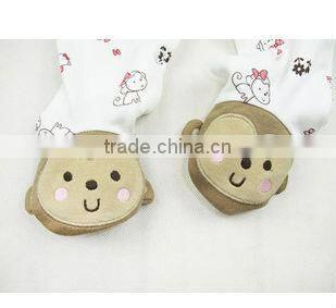 100% cotton interlock Lovely fashion design soften handfeel infant clothes ,baby rompers