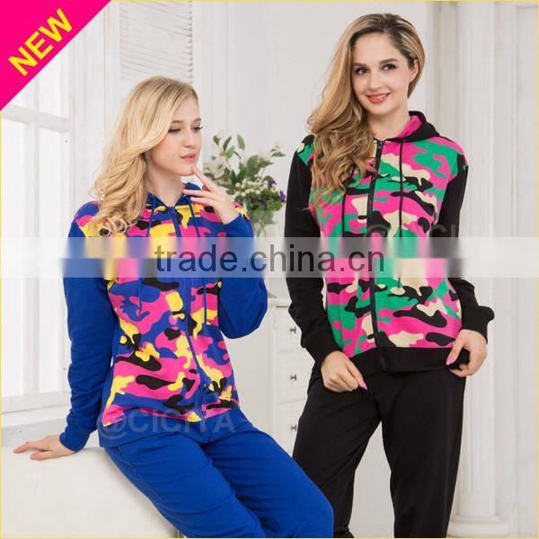 Fancy colorful leopard printing family pajamas with zip + hood design winter women pajamas set OEM