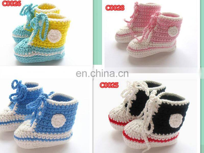 2015 Newborn Baby Boys Booties With Button Ankle Boots Baby Crochet Shoes Brown