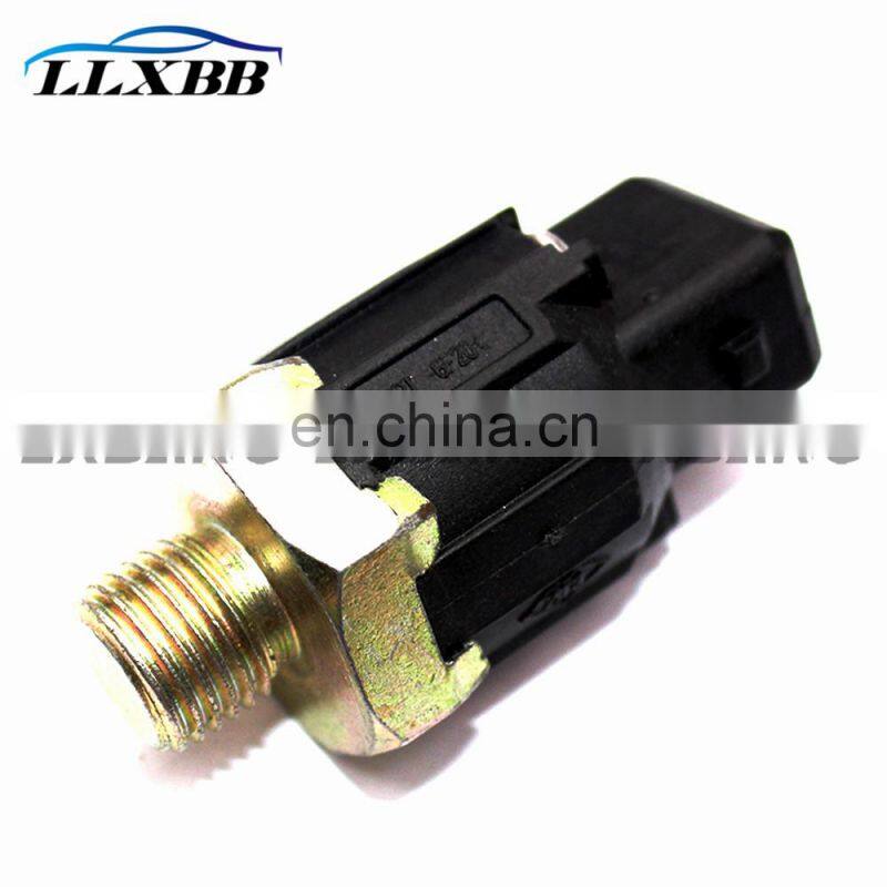 Knock Sensor 8200680689 For Nissan Reunalt Suzuki Dacia Opel Vauxhall 7700866055 22060000QA 4433885