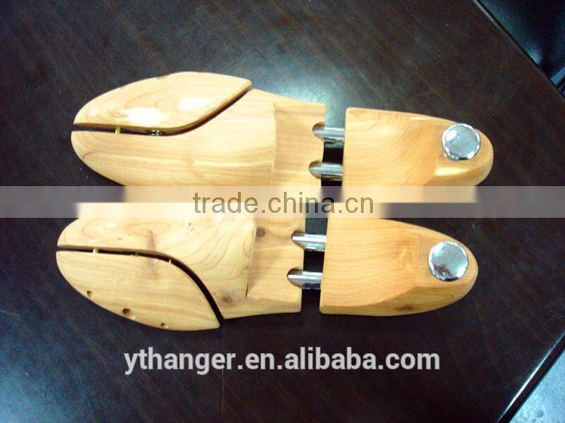LM785 cedar shoes tree shoes keeper
