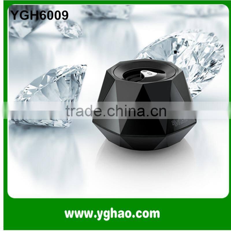 Portable Outdoor Blutooth Speaker with Waterproof Function