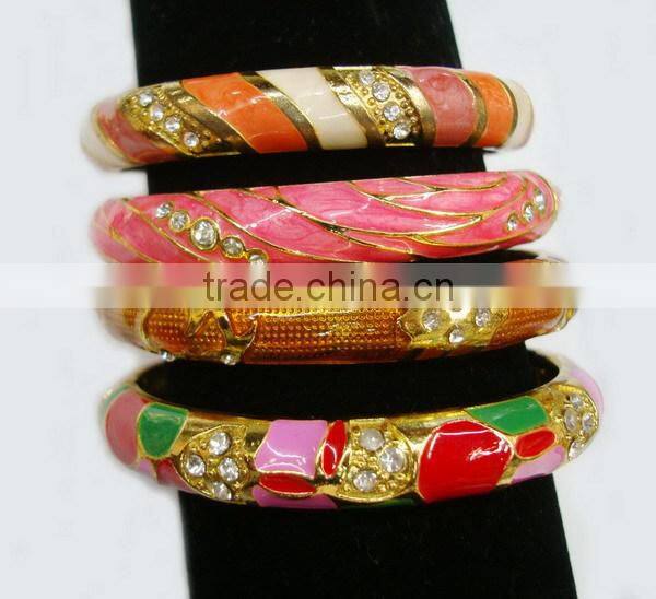 Vintage Style Multi Colored Epoxy Bangle